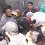 Ratusan Warga di Sumedang Rela Antre Demi Dapatkan Daging Kurban