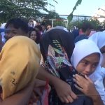 Suasana Haru Warnai Pelepasan Siswa dari Orangtua Kepada Sekolah
