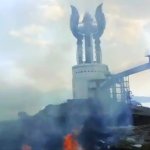 Diduga Puntung Rokok, Lahan Sekitar Wisata Masjid Al-Kamil Sumedang Terbakar