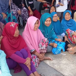 Warga Ujungjaya Kecewa Batal Bertemu Presiden Jokowi