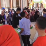 Warga Serbu Gerakan Pangan Murah di Halaman Masjid Agung Sumedang, JurnalSuma