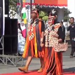 Para Lurah dan Kepala Desa se-Kecamatan Sumedang Selatan, Ikuti Fashion Week Gunakan Kostum Berbahan Limbah, JurnalSuma