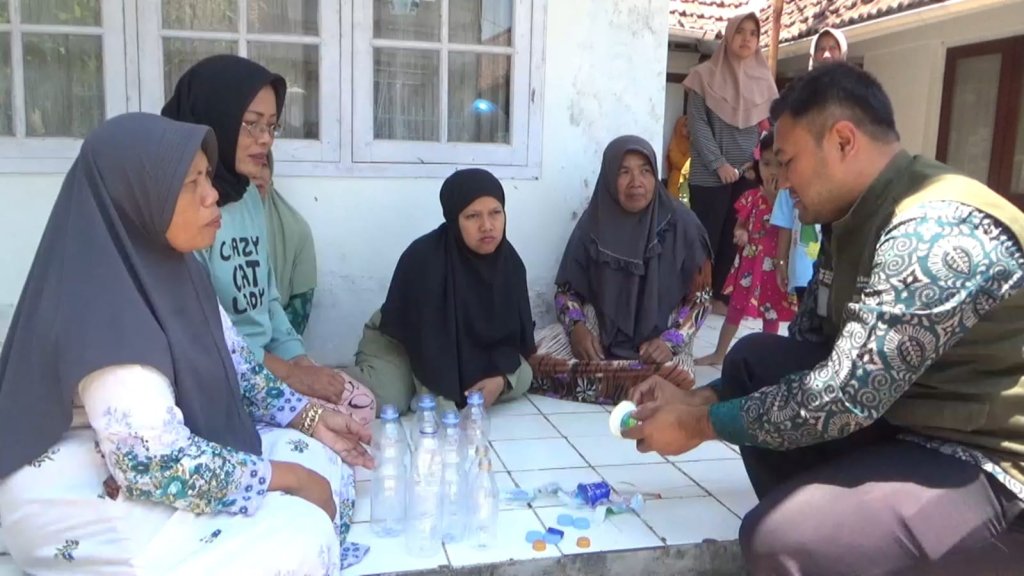 Ajak Masyarakat Peduli Lingkungan, Patriot Desa Naluk Bentuk Lagi Bank Sampah yang Sempat Vakum, JurnalSuma