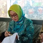 Angkat Batik Kasumedangan, Nafira Batik Jajal Pangsa Pasar Dunia, JurnalSuma
