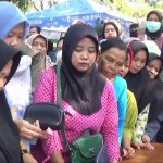Harga Beras Masih Mahal, Ratusan Warga Serbu Operasi Pasar Murah Terbatas, JurnalSuma
