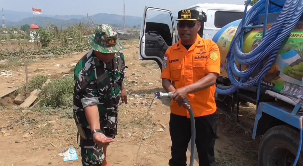 Bantu Kekeringan Warga di Sumedang, Basarnas Bandung Kerahkan Mobil Water Treatment, JurnalSuma
