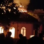 Diduga Korsleting Listrik, Sebuah Mushola dan Gudang Kerajinan Tangan di Lojikobong Terbakar, JurnalSuma
