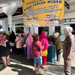 Kendalikan Inflasi, Kejari Sumedang Gelar Bazar Pangan Murah