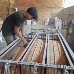 Berkah Jelang Idul Adha, Pabrik Pembuatan Tusuk Sate di Sumedang Banjir Pesanan