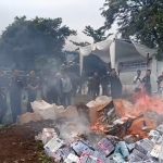 Jutaan Batang Rokok Ilegal dan Barang Bukti Lainnya Dimusnahkan Kejari Sumedang