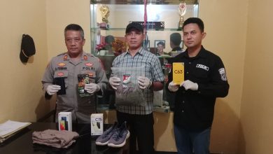 Polisi Tangkap Pelaku Pencurian 12 Handphone di Sumedang