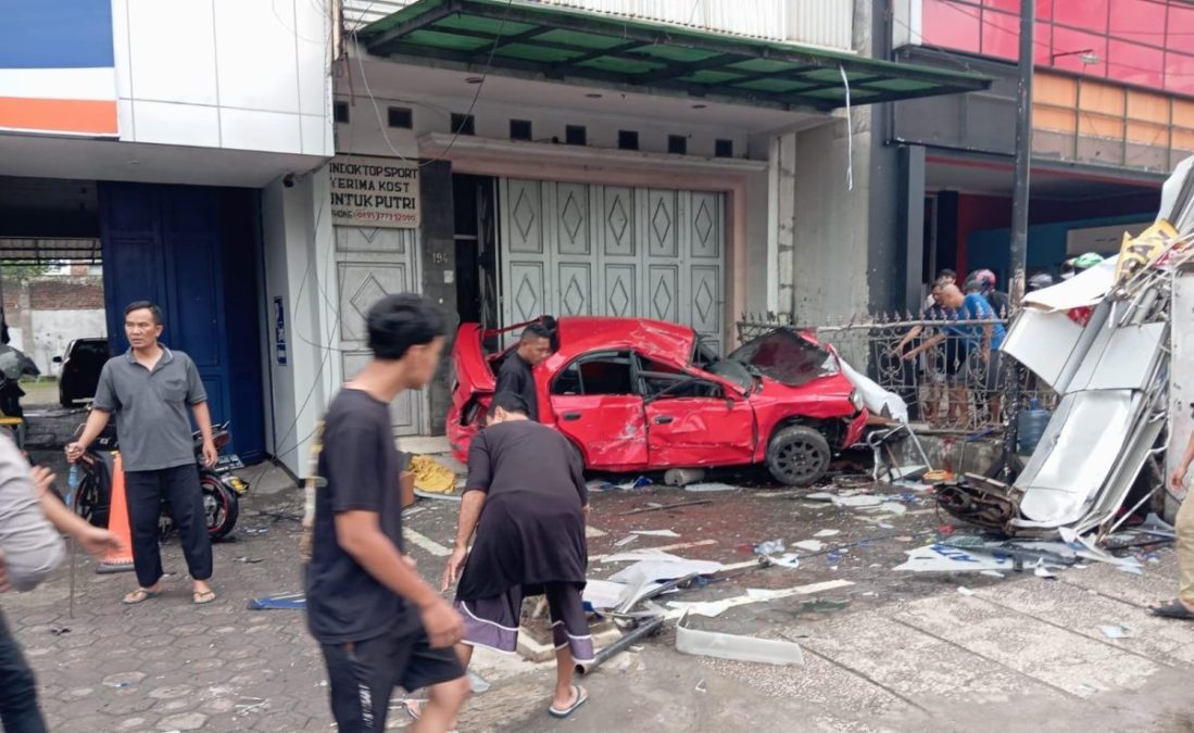 Polisi Belum Bisa Periksa Mahasiswa Pengemudi Sedan Merah Terkait Kecelakaan Maut di Jatinangor