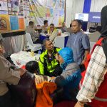 Sigap Tangani Anak Kehujanan, Polres Sumedang Bersama PMI Berikan Pertolongan di Pos Terpadu