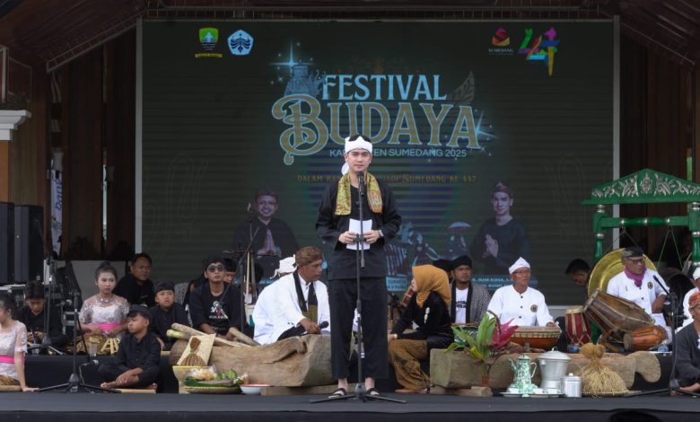 Wabup Sumedang Buka Gelar Karya Warisan Budaya Sumedang