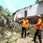 Angin Puting Beliung Landa Tiga Dusun di Desa Malaka Sumedang, 22 Rumah Rusak