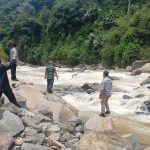 Heboh! Penemuan Sosok Mengambang di Sungai Domas Sumedang, Diduga Jasad Manusia