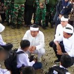 Gubernur Dedi Mulyadi Berikan Kuda ke Siswa di Barak Militer Kodim 0610 Sumedang