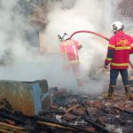 Ditinggal Sholat Idul Adha, Dua Rumah Warga di Sumedang Ludes Terbakar