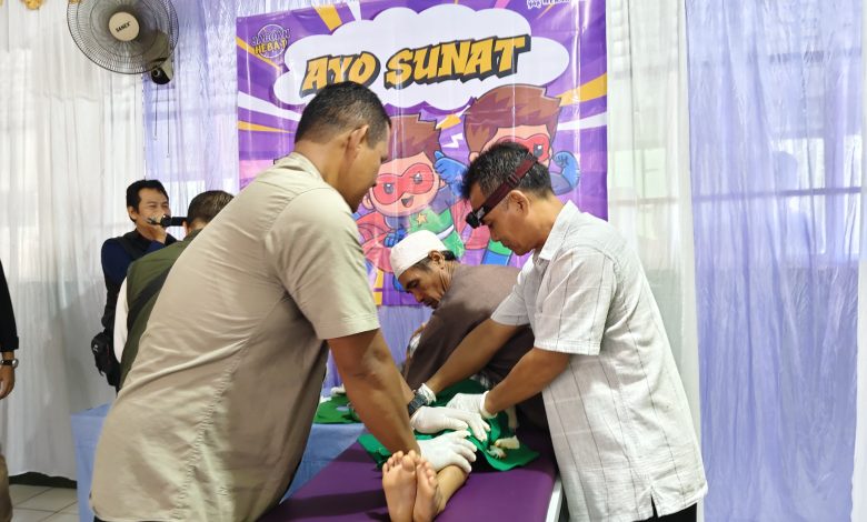 SDN Sukajadi Sumedang Gelar Khitanan Gratis, Beri Manfaat Bagi Masyarakat