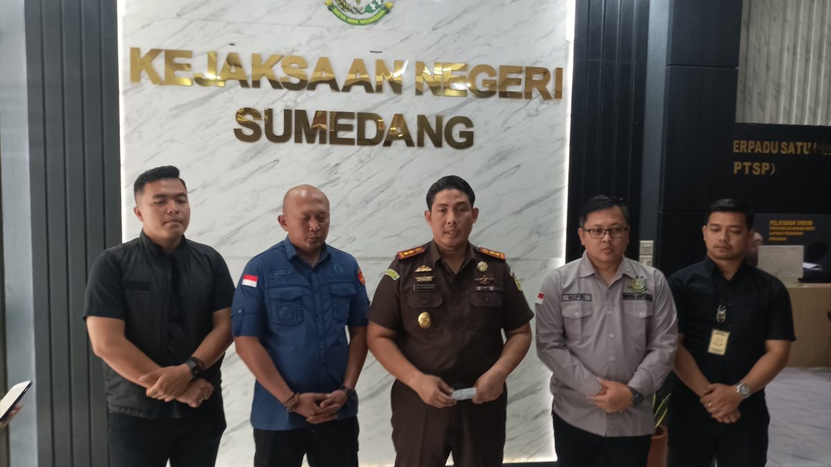 Dua Dirut PT Jasa Sarana Jadi Tersangka Korupsi Pajak Tambang di Sumedang