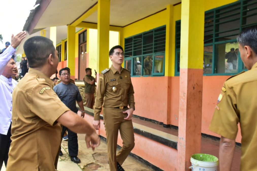 Demi Pendidikan Lebih Baik, Wabup Sumedang Tinjau Langsung Kondisi Sekolah di Cibugel