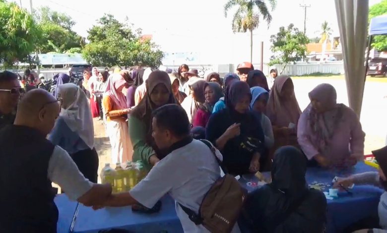 Harga Pangan Lebih Terjangkau, Warga Serbu Pasar Murah di Cisarua Sumedang