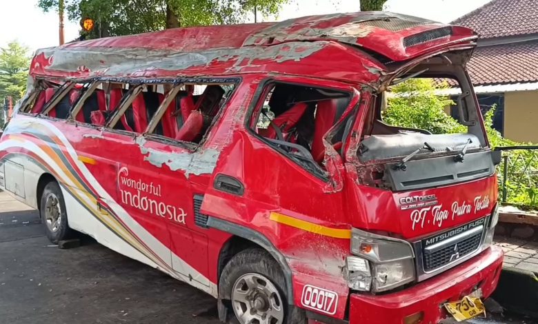 Korban Meninggal Kecelakaan Maut di Cae Sumedang Bertambah Jadi Empat Orang