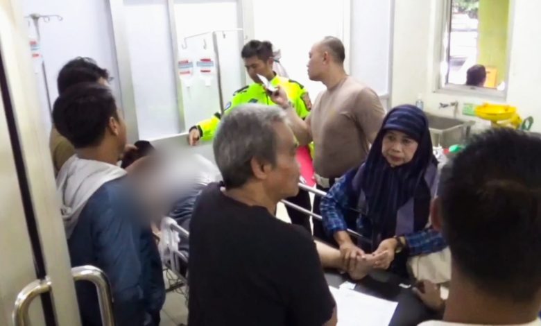 Dua Pelajar SMK di Sumedang Alami Kritis Usai Motor yang Tumpanginya Menghantam Tembok Rumah Warga