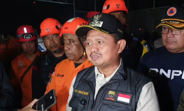 Longsor Proyek Mini Soccer di Jatinangor Tewaskan 4 Pekerja, Bupati Sumedang Hentikan Pembangunan