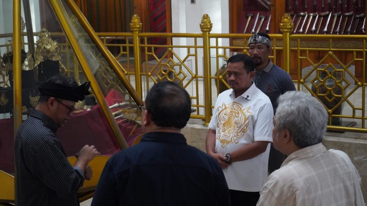Sumedang Awali Kirab Mahkota Binokasih, Hidupkan Spirit Tatar Sunda