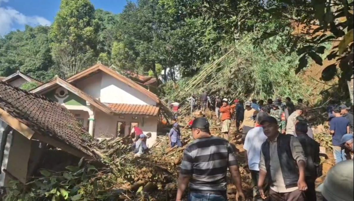 Dua Rumah Terdampak Longsor di Mekar Rahayu Sumedang Direlokasi