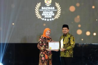 Dony Ahmad Munir Raih Penghargaan Bupati Pendukung Zakat Terbaik di Grand Baznas Award 2026