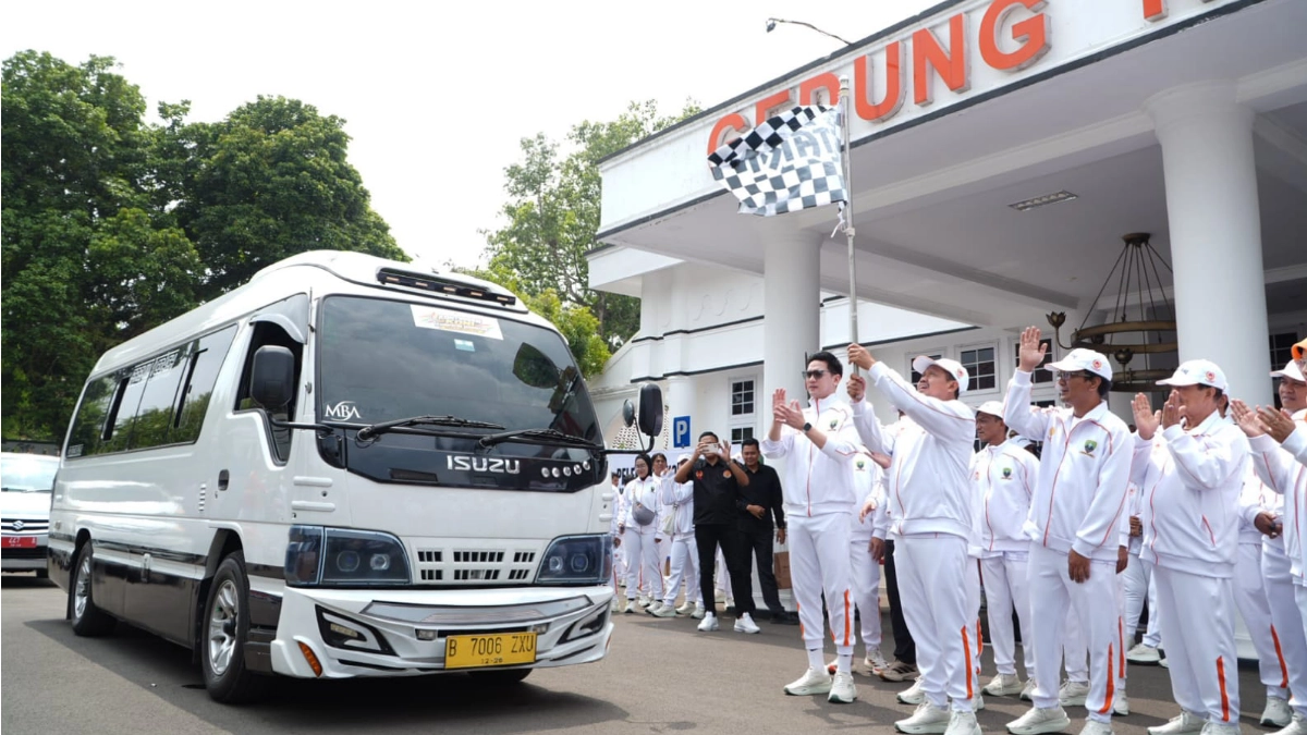 Sumedang Bidik 10 Besar Porprov XV Jabar 2026, Bupati Lepas 393 Personel Kontingen